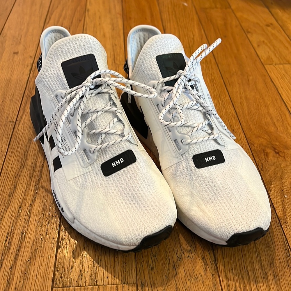 Adidas NMD R1 V2 Sz 10